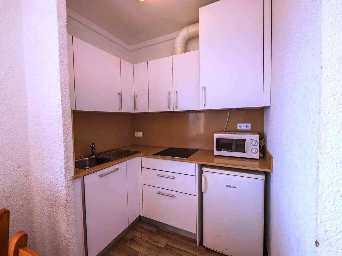 rooms-apartment-25-pax