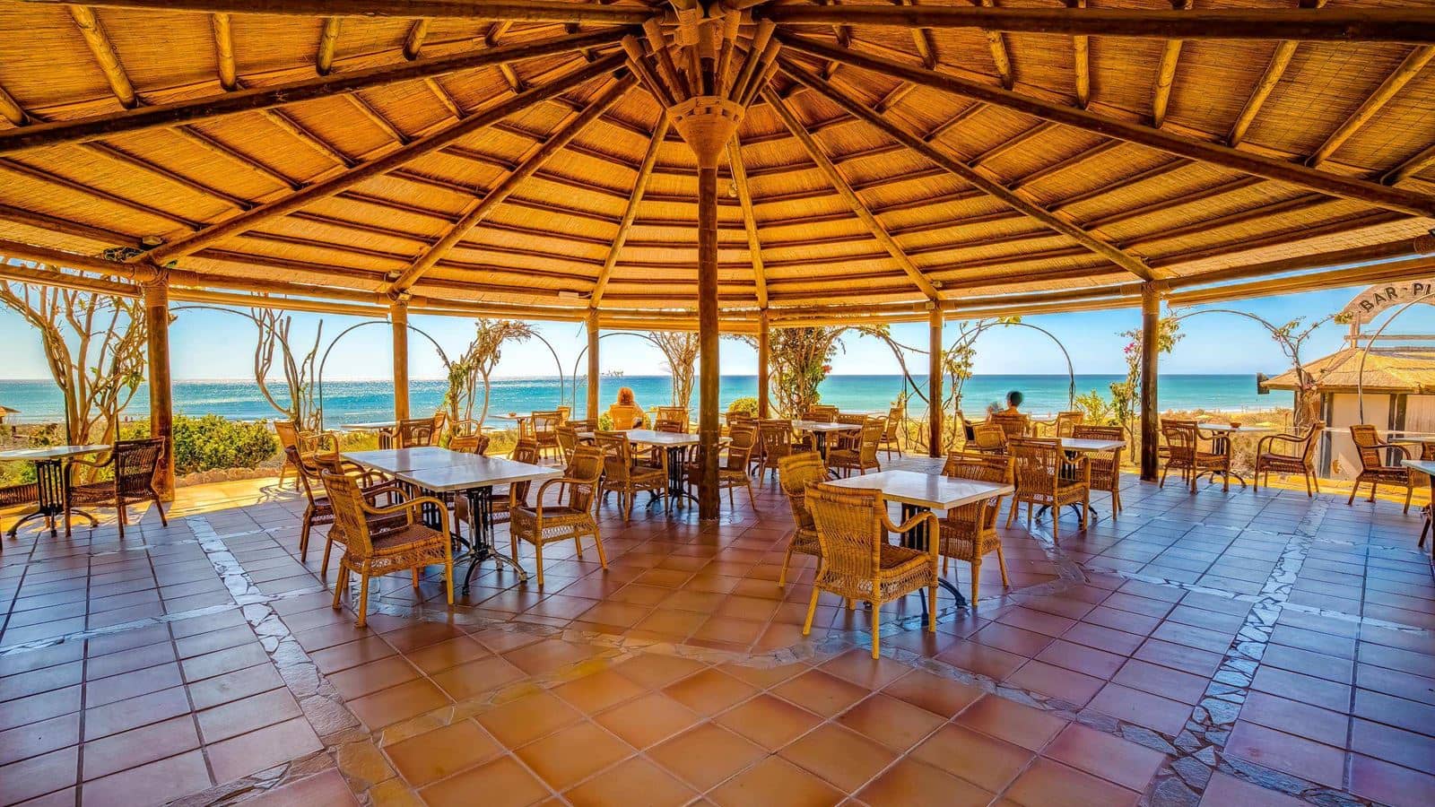 bars-bar-playa