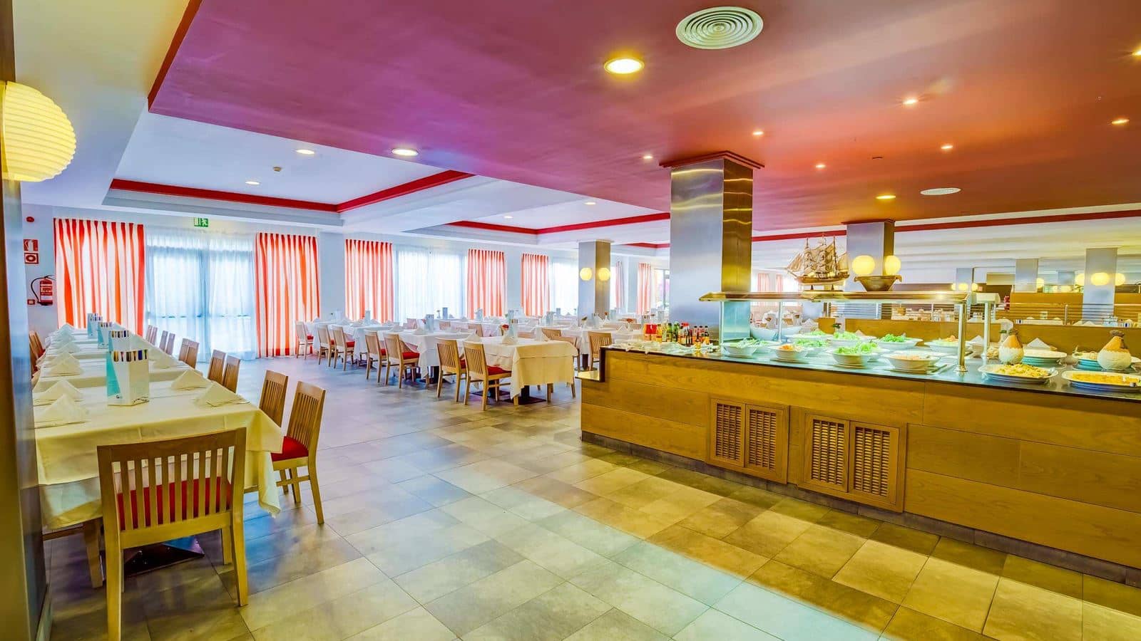 restaurants-restaurant