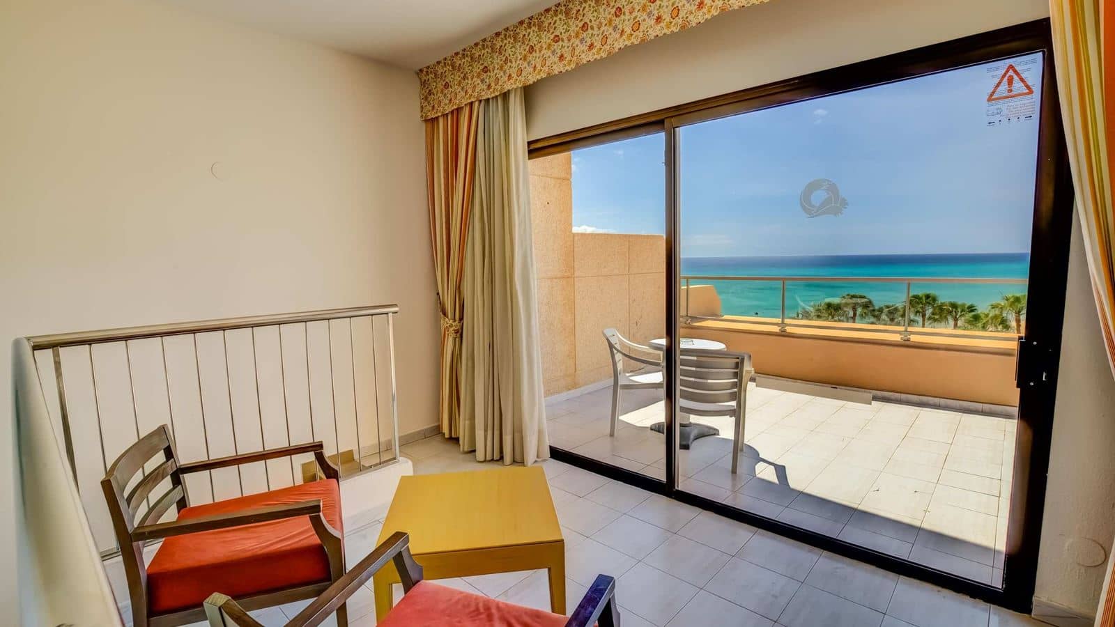 rooms-master-suite