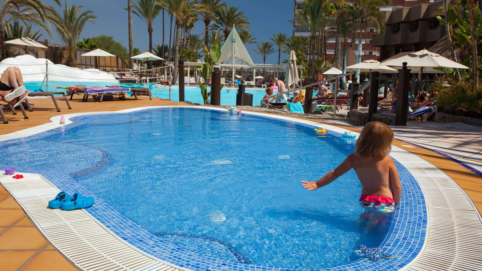 pools-outdoor-childrens-pool