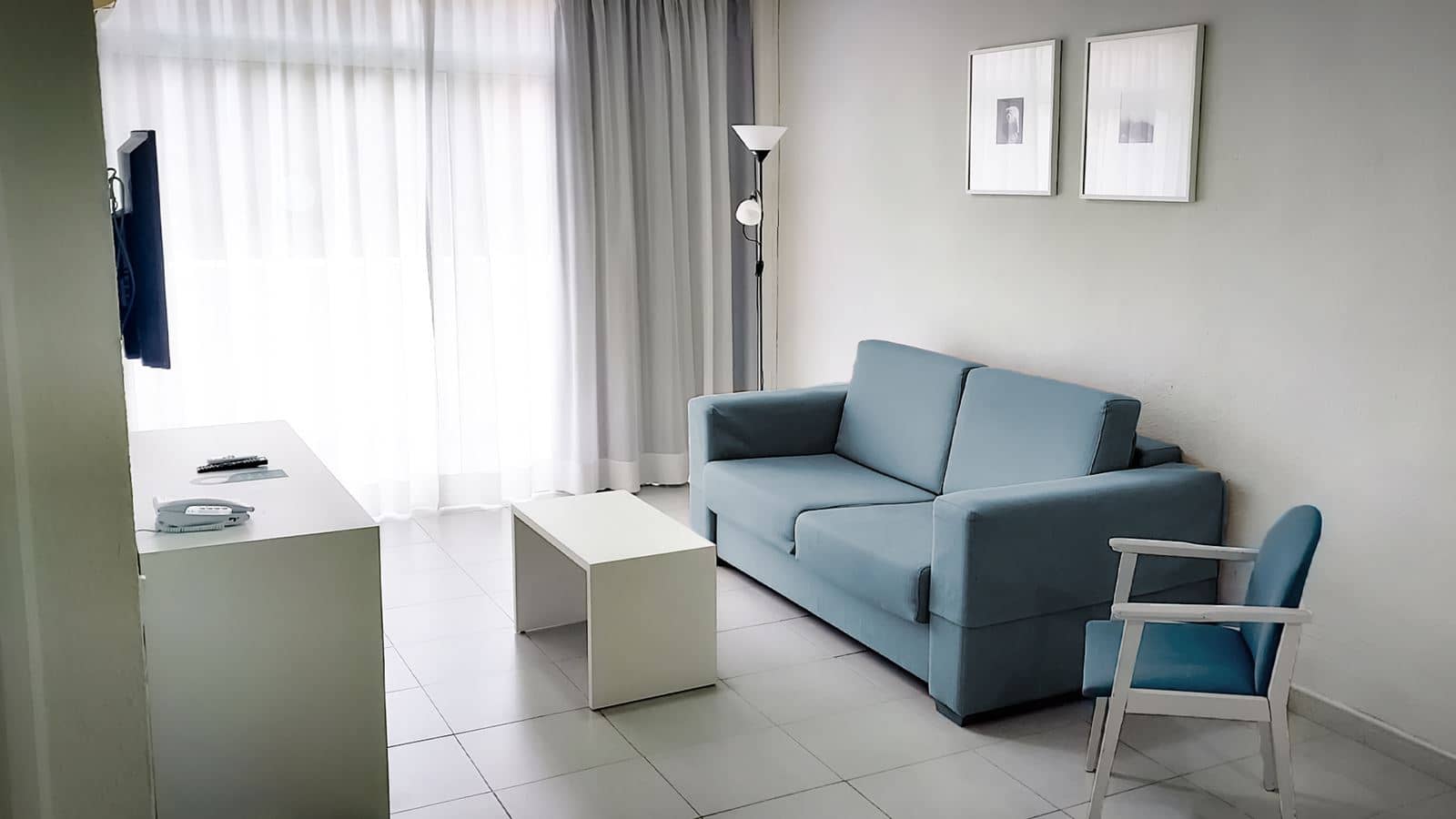 rooms-junior-suite-twin-standard-balconyj-or-terrace