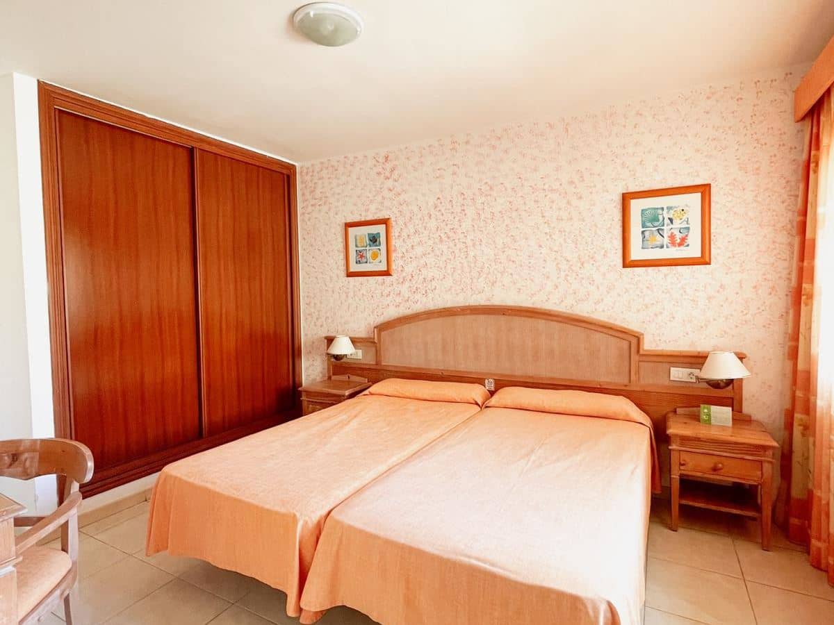 rooms-standard-room