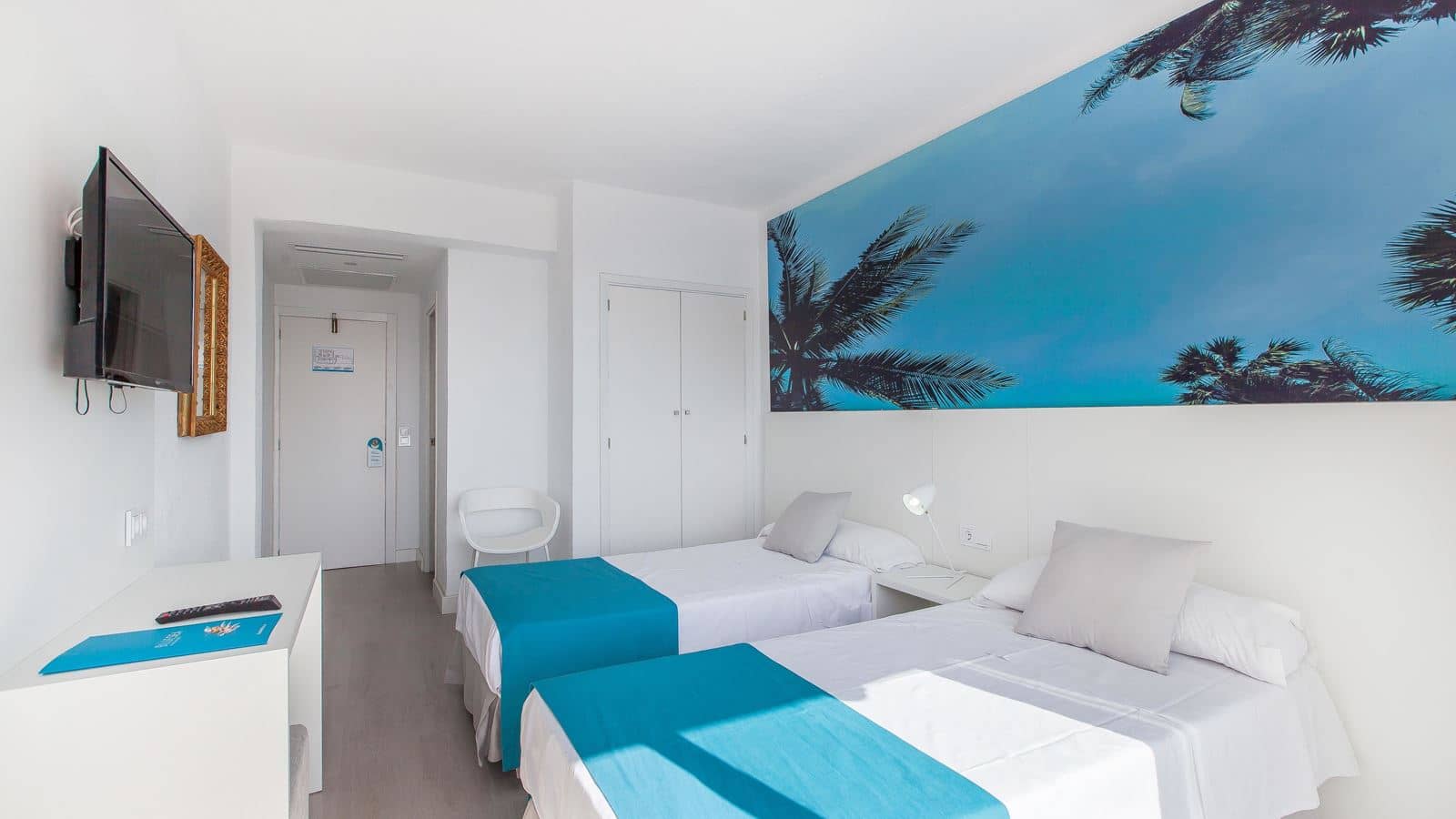 rooms-twin-room-sea-view