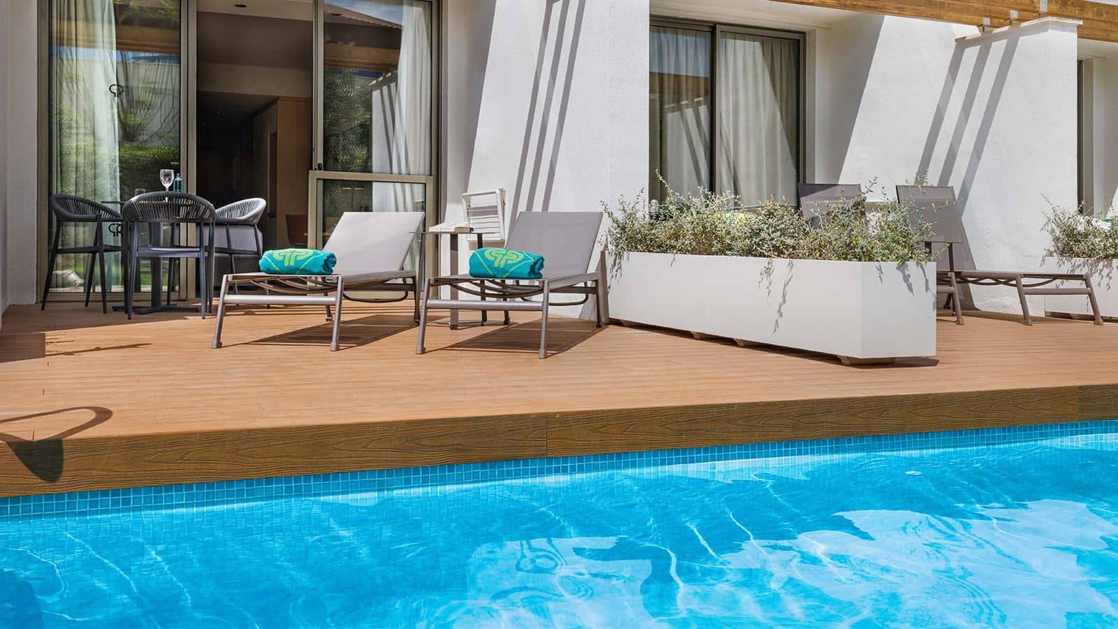 rooms-double-select-swim-up