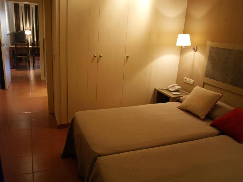 rooms-suite-family