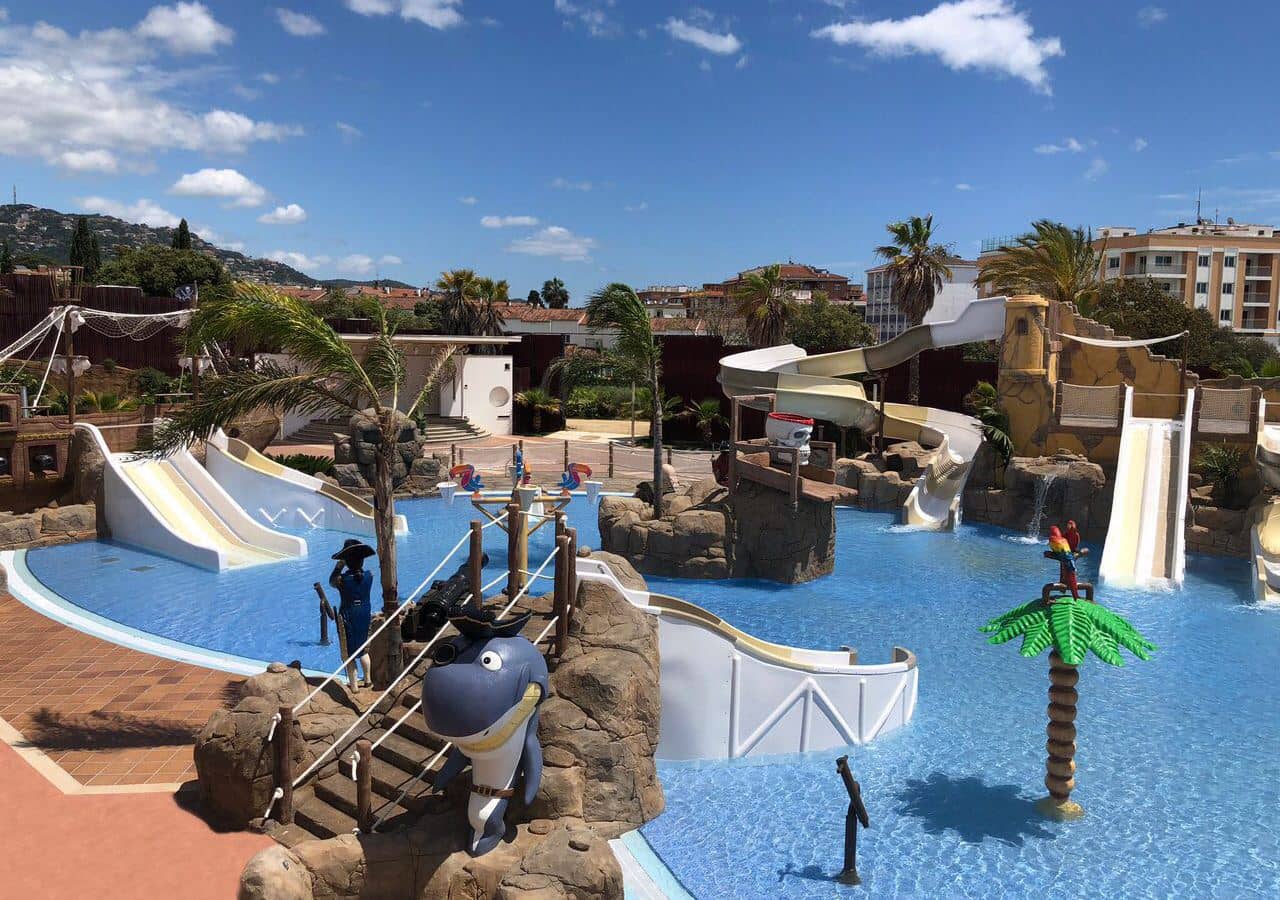 pools-outdoor-pool