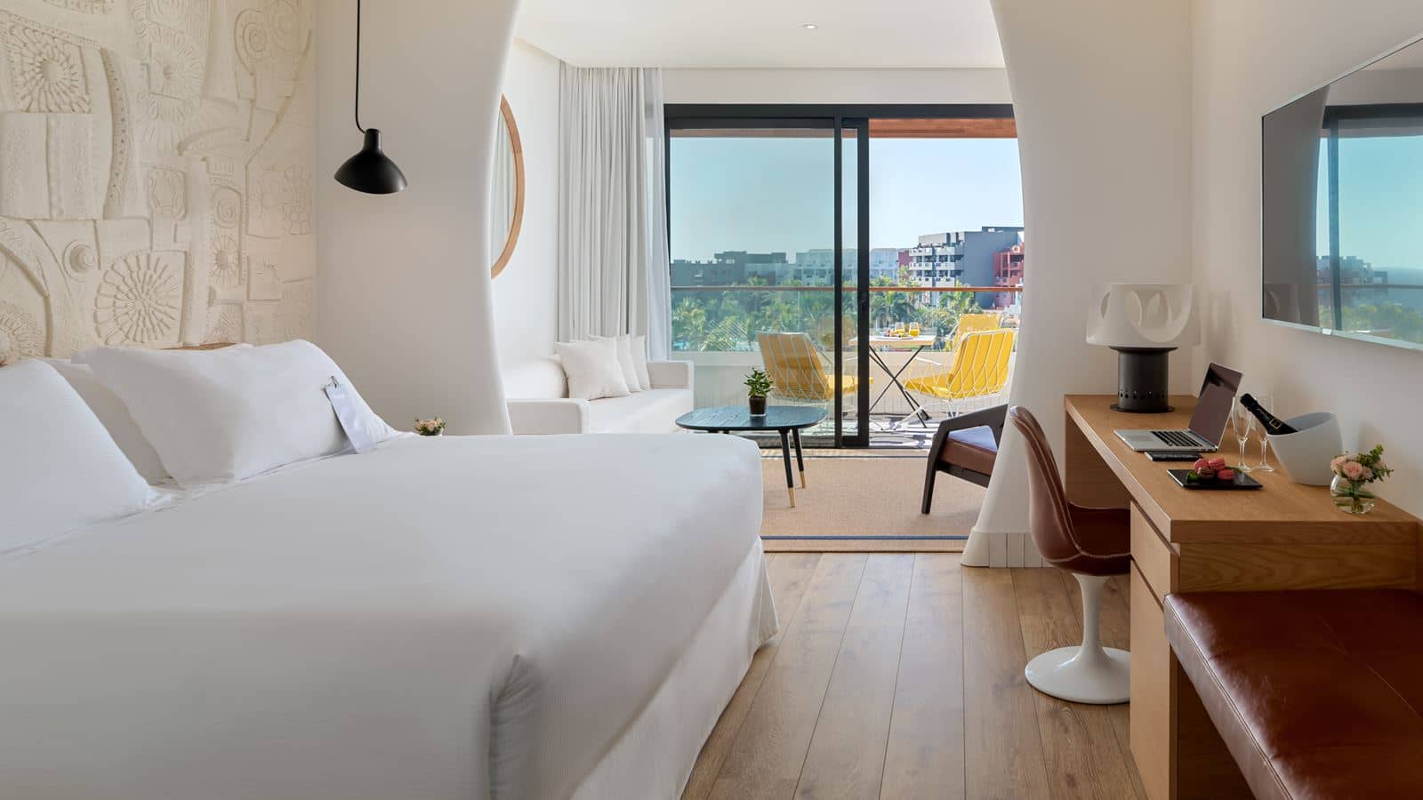 rooms-double-sea-view-with-balcony-or-terrace