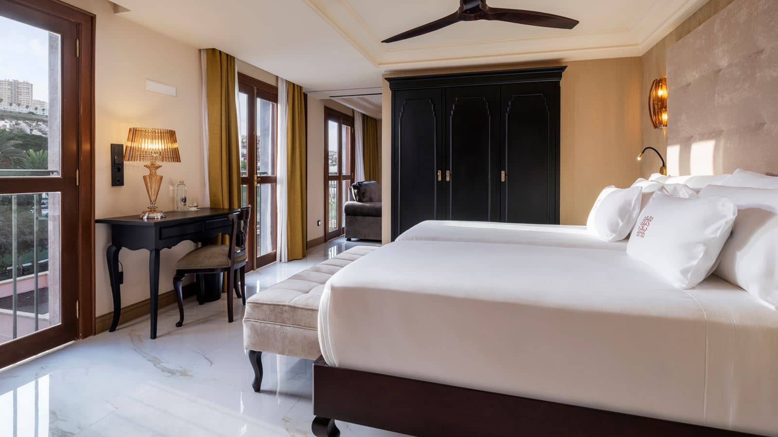 rooms-suite
