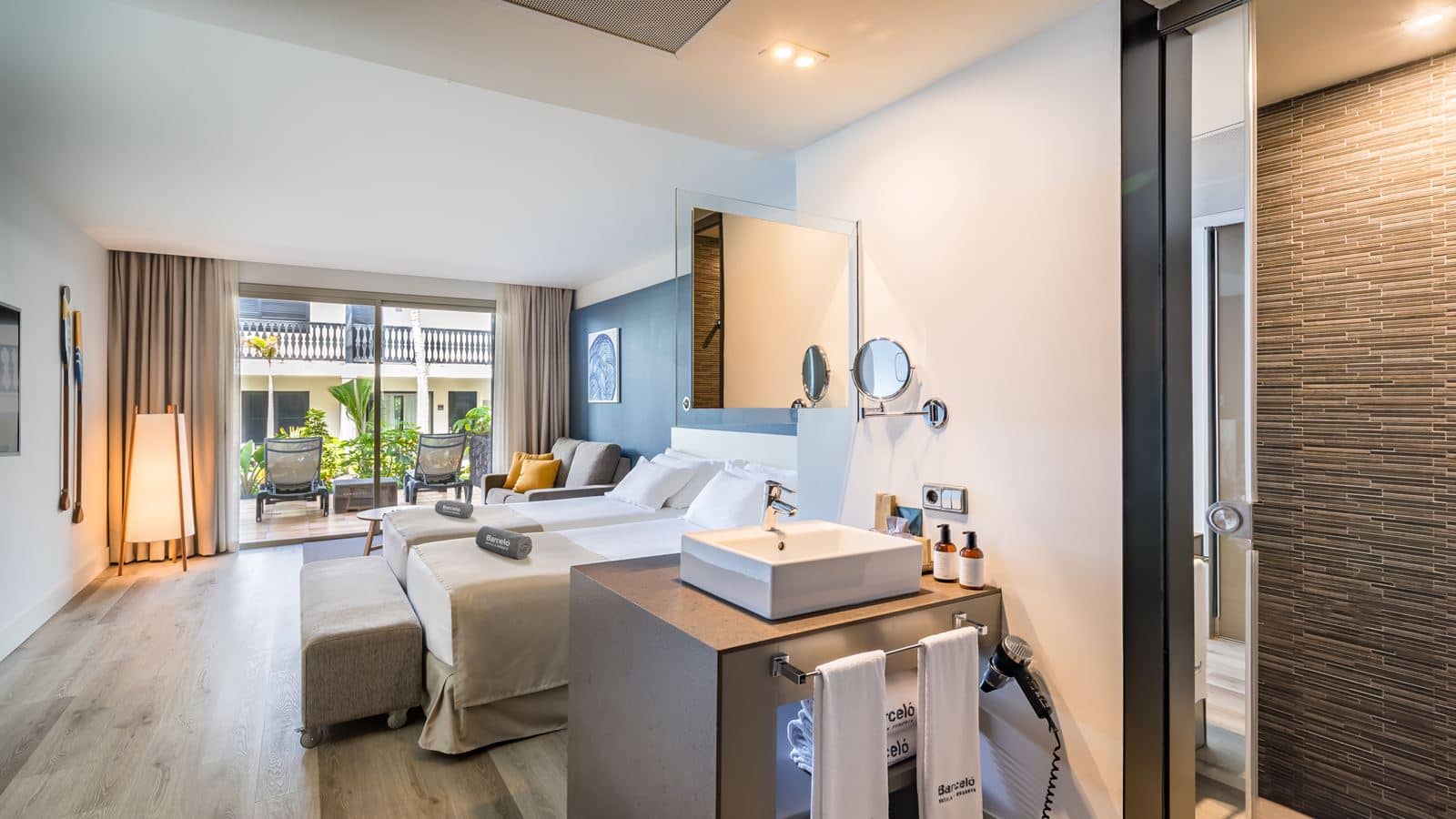 rooms-suite-deluxe