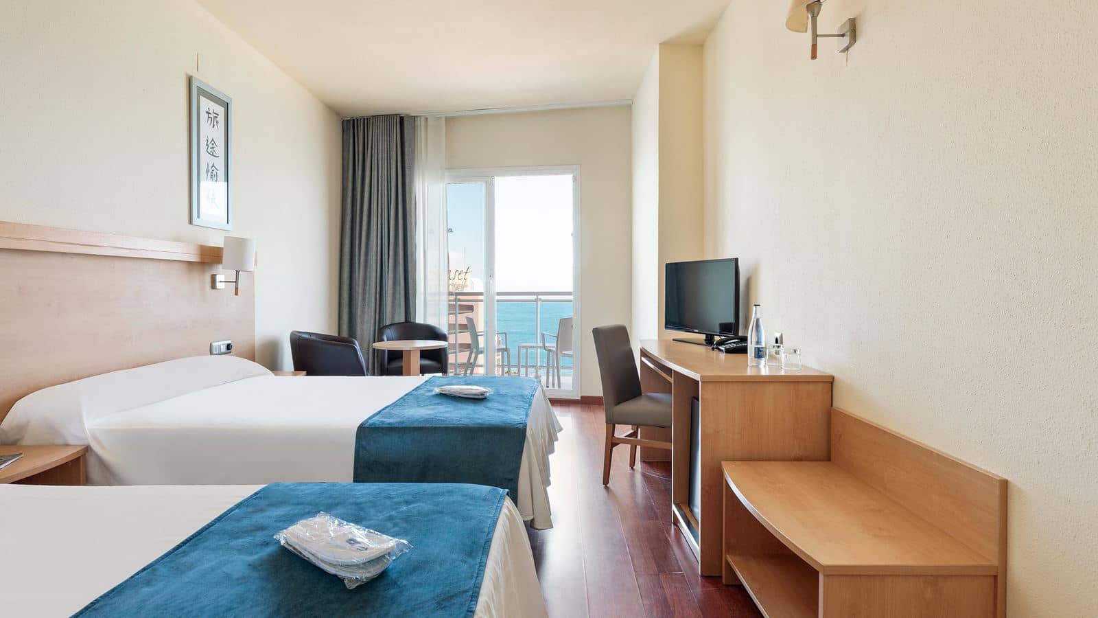 rooms-standard-room-balcony-or-terrace