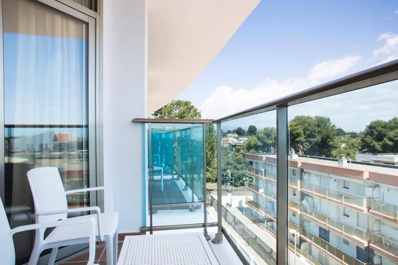 rooms-standard-room-balcony-or-terrace