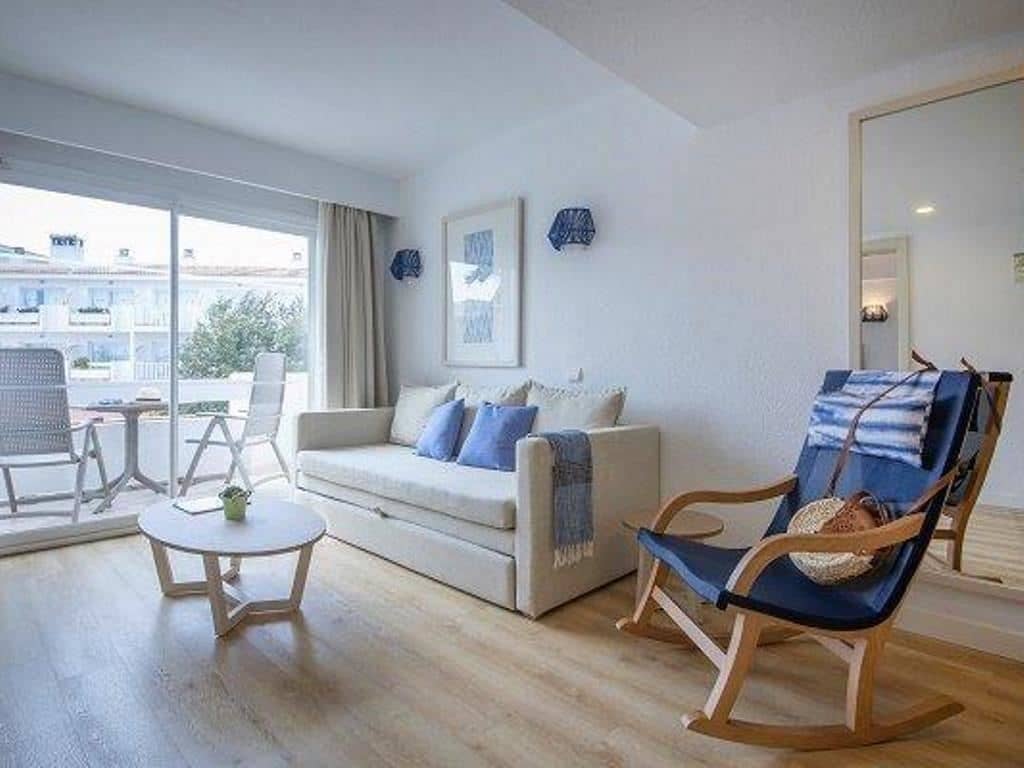 rooms-junior-suite-balcony-or-terrace
