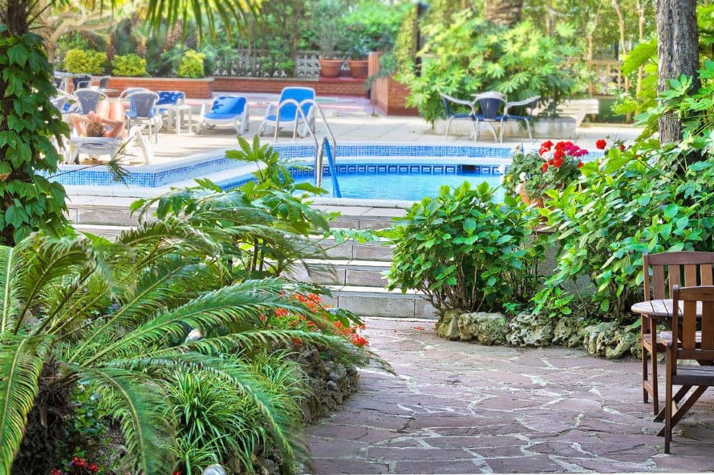 pools-outdoor-pool