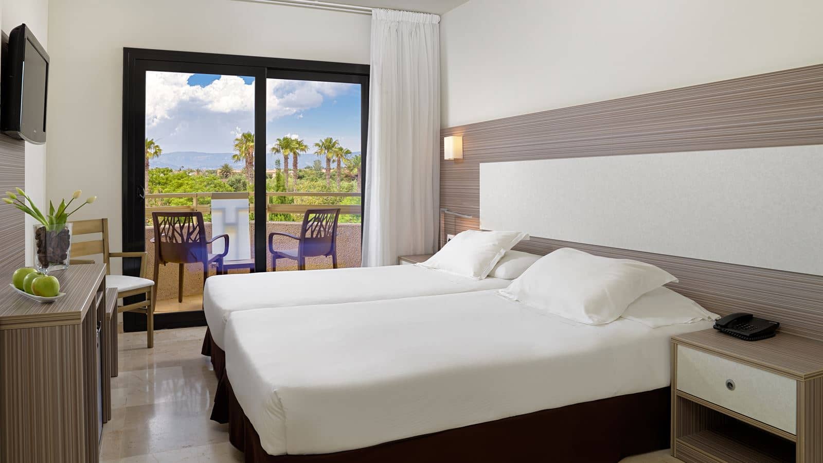 rooms-standard-room