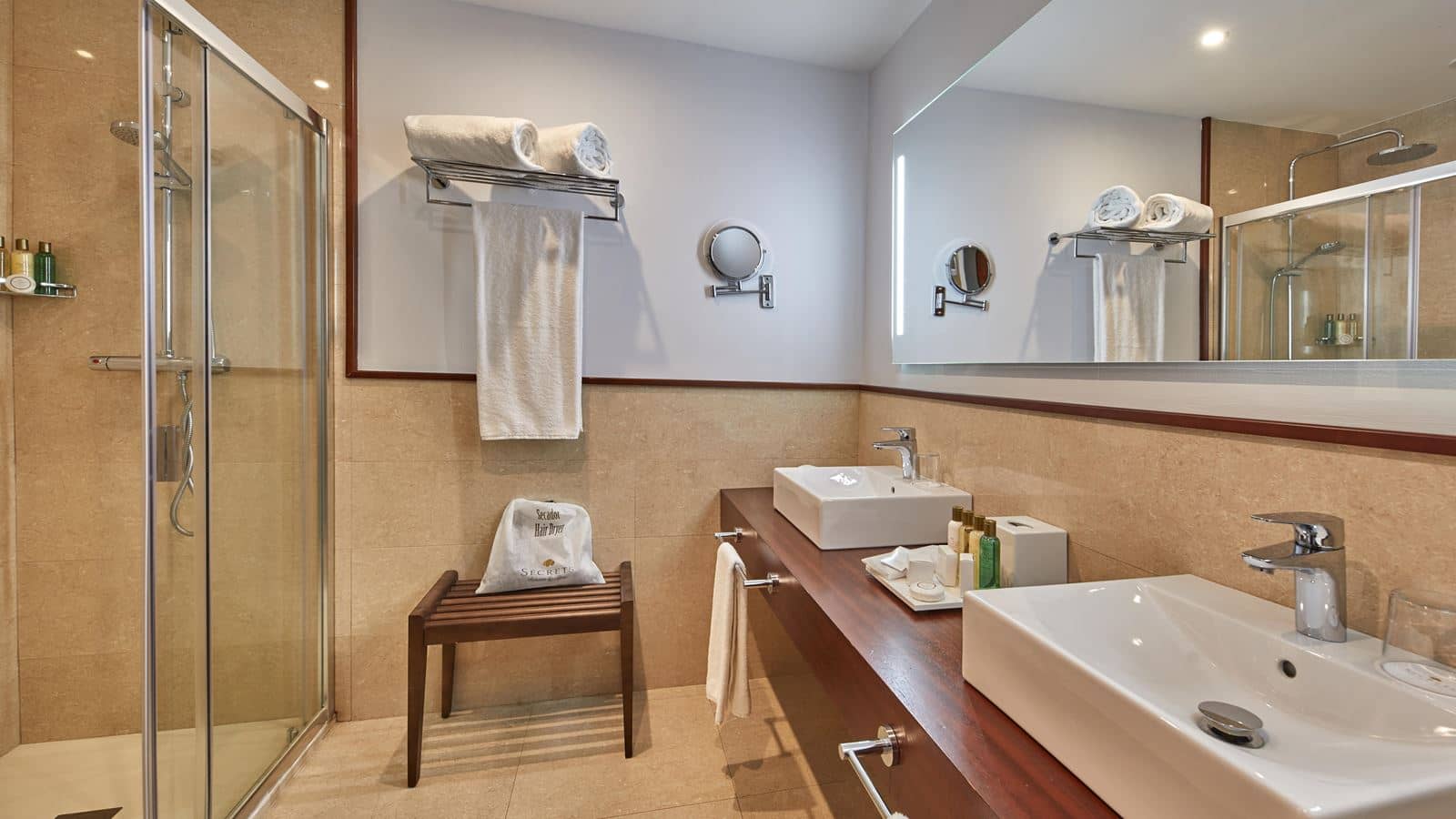 rooms-swim-up-partial-ocean-view-preffered-club