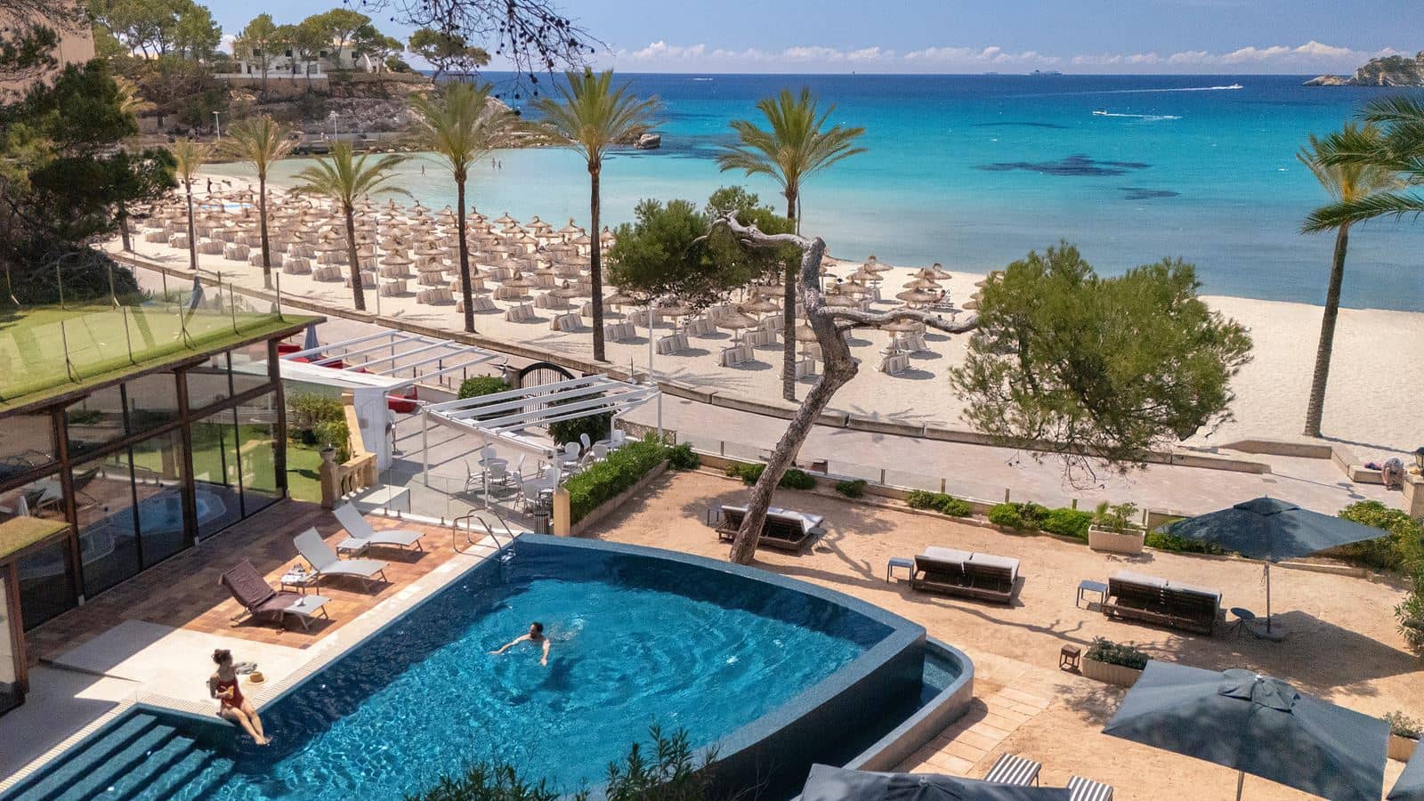 rooms-swim-up-partial-ocean-view-preffered-club