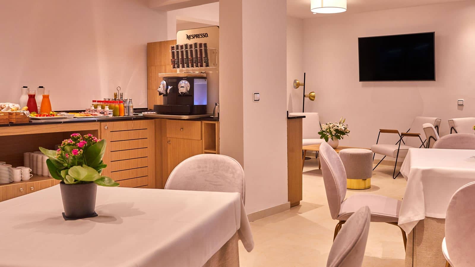 rooms-suite-sea-view-preffered-club