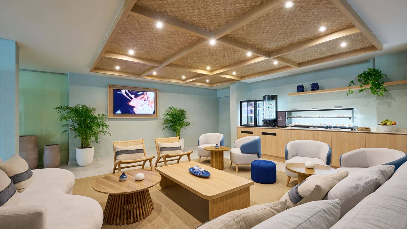 rooms-my-favorite-club-double-premium-with-bali-bed