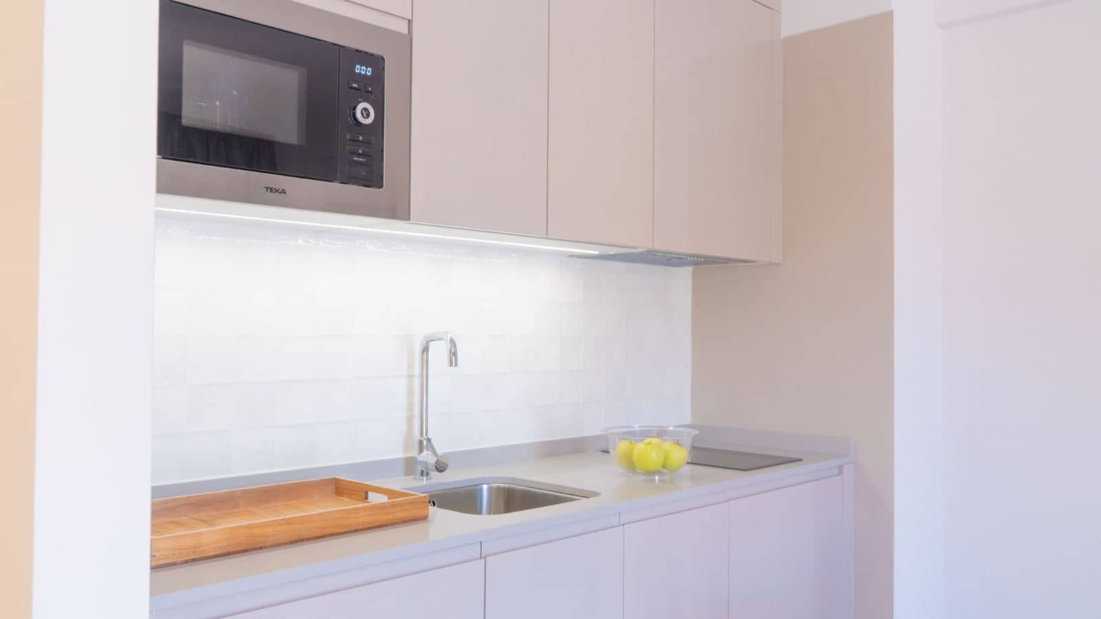 rooms-1-bedroom-apartment-superior-sea-view--balcony-or-terrace