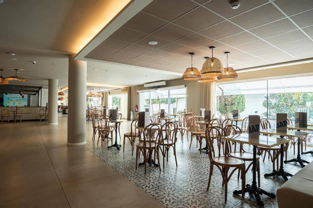 restaurants-bar
