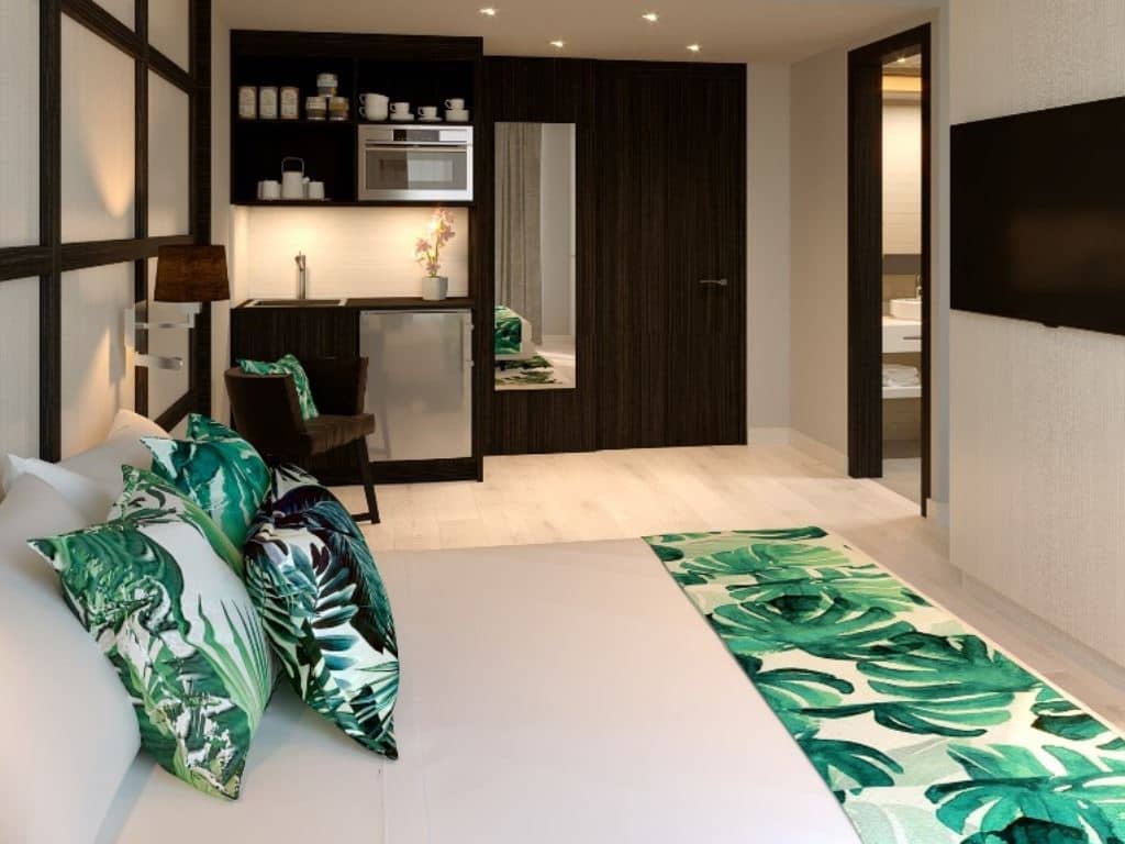 rooms-family-room