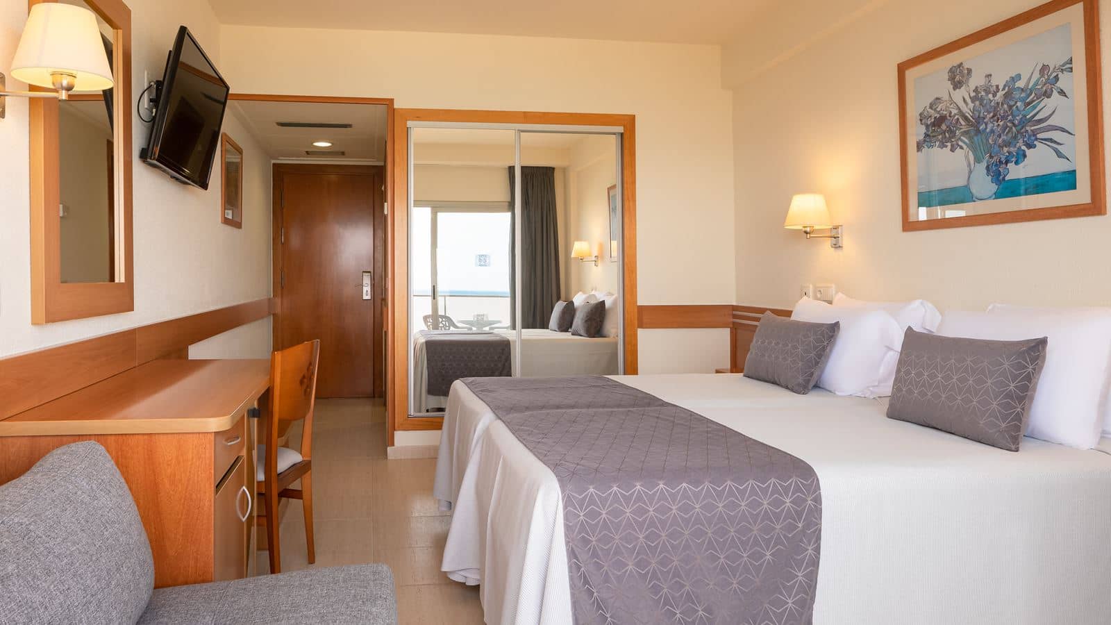 rooms-single-room