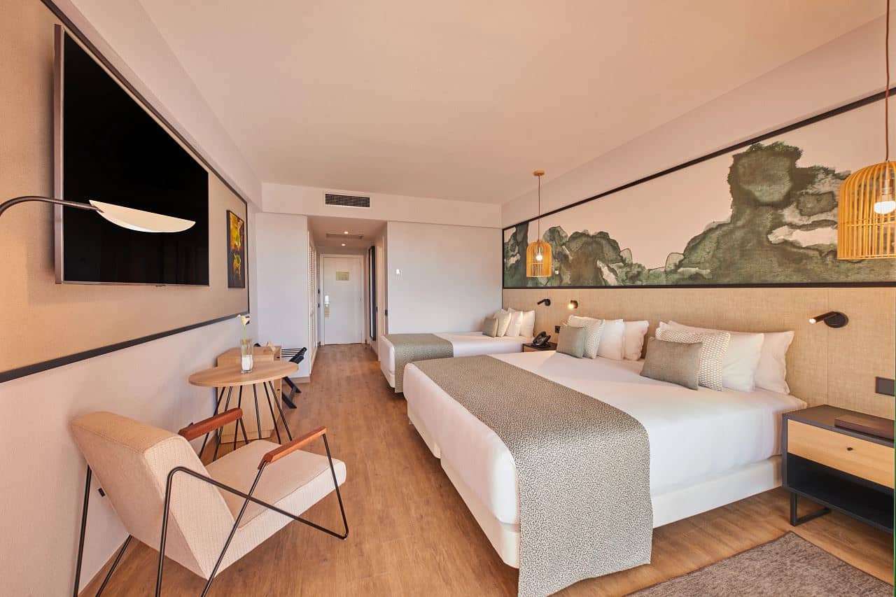 rooms-double-side-ocean-view-balcony-or-terrace
