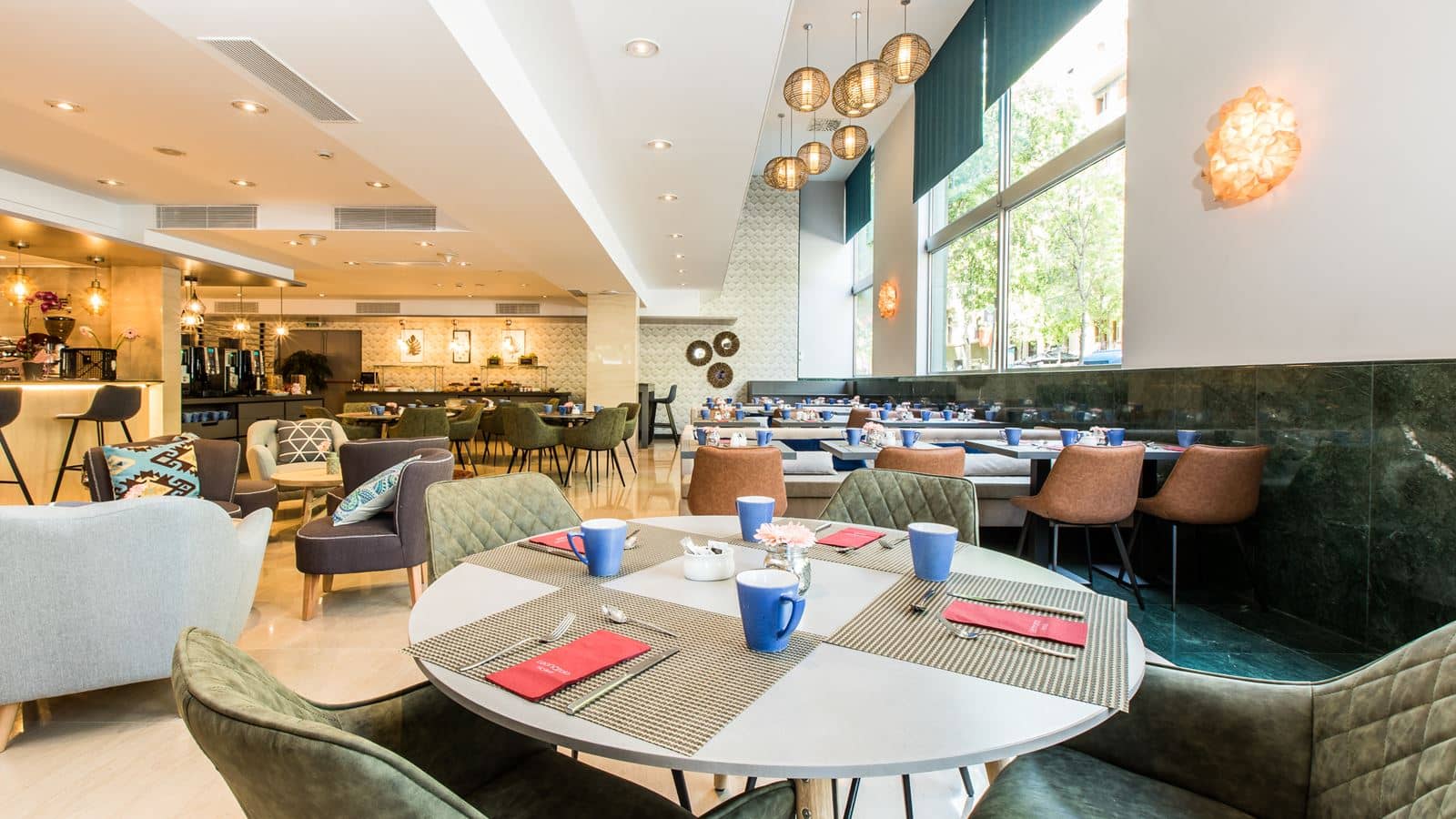 restaurants-restaurants