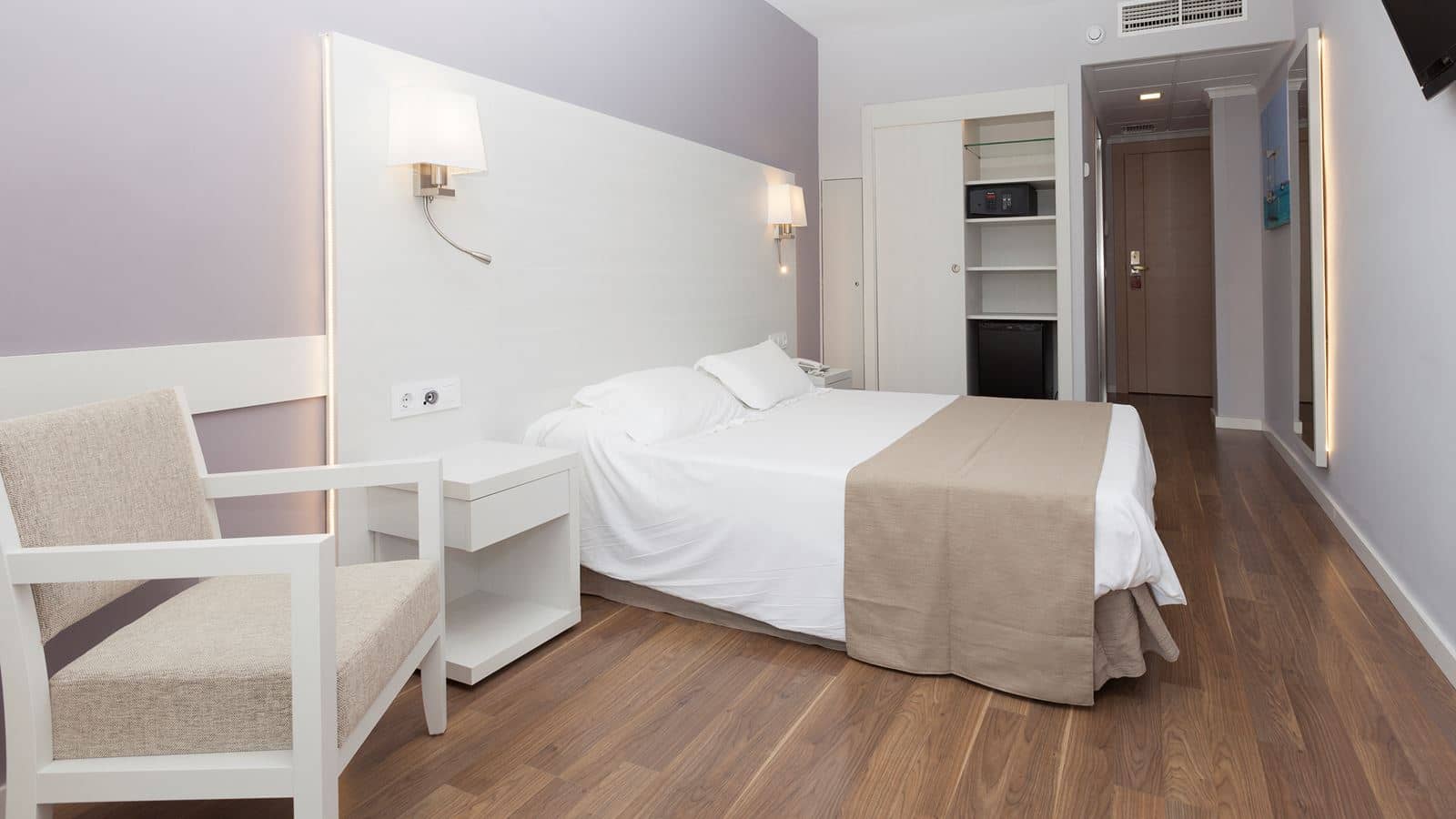 rooms-single-room