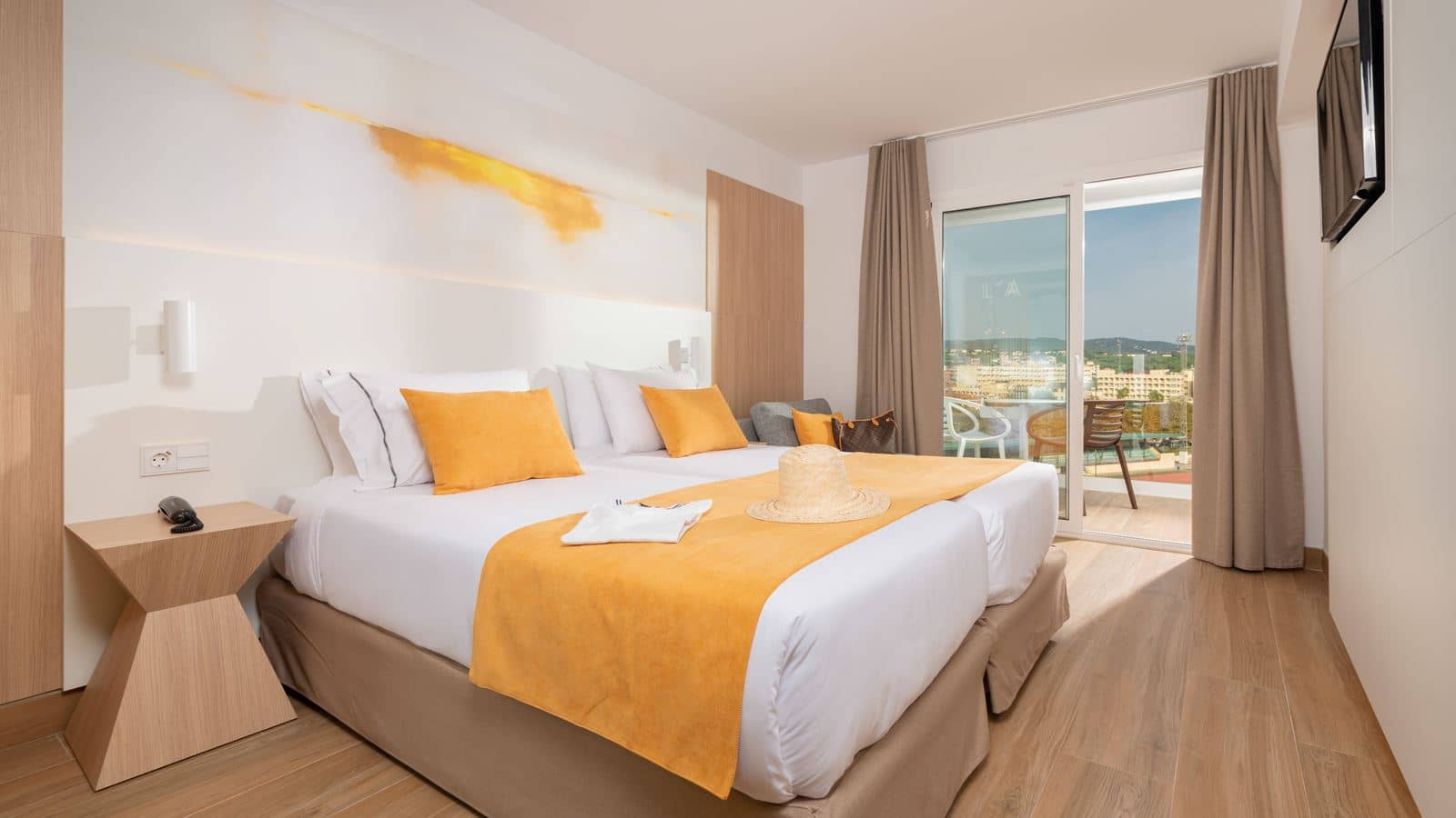 rooms-standard-room