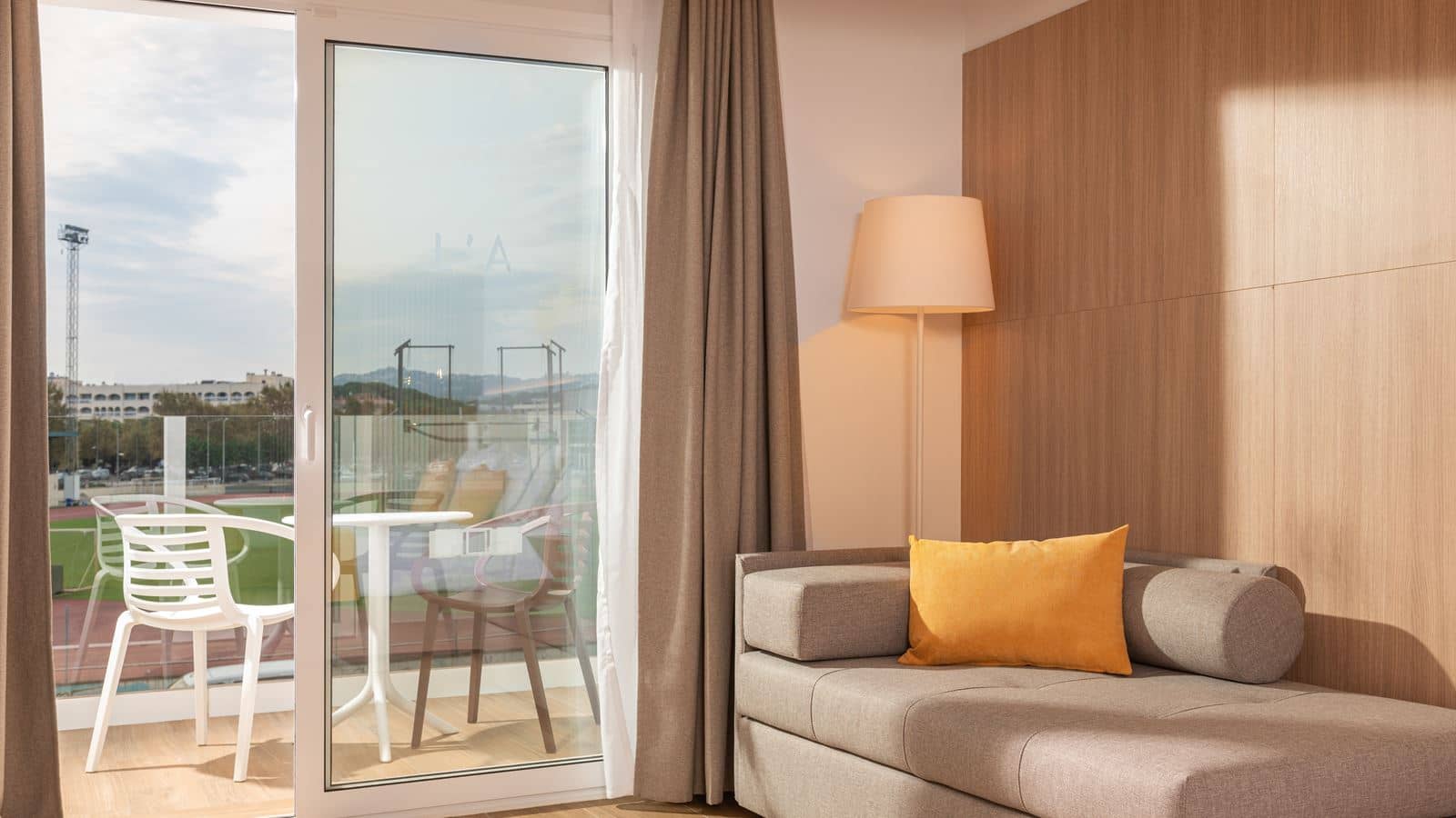 rooms-superior-room