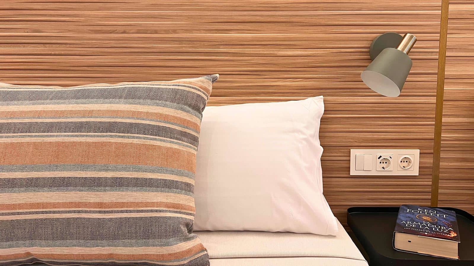 rooms-standard-room