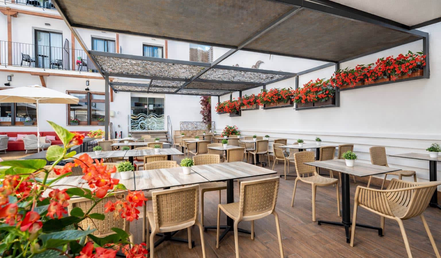 restaurants-main-restaurant