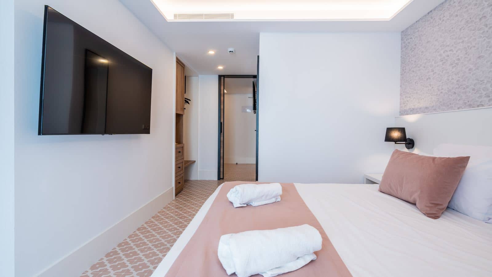 rooms-junior-suite-balcony