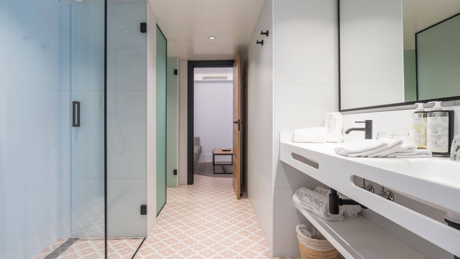 rooms-junior-suite-balcony