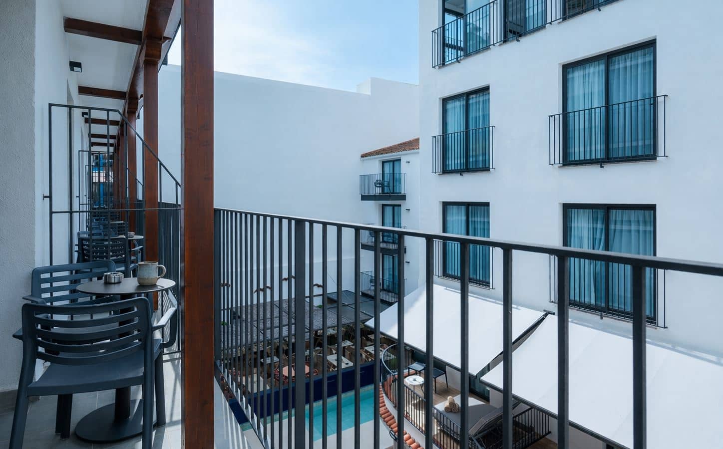 rooms-double-with-balcony