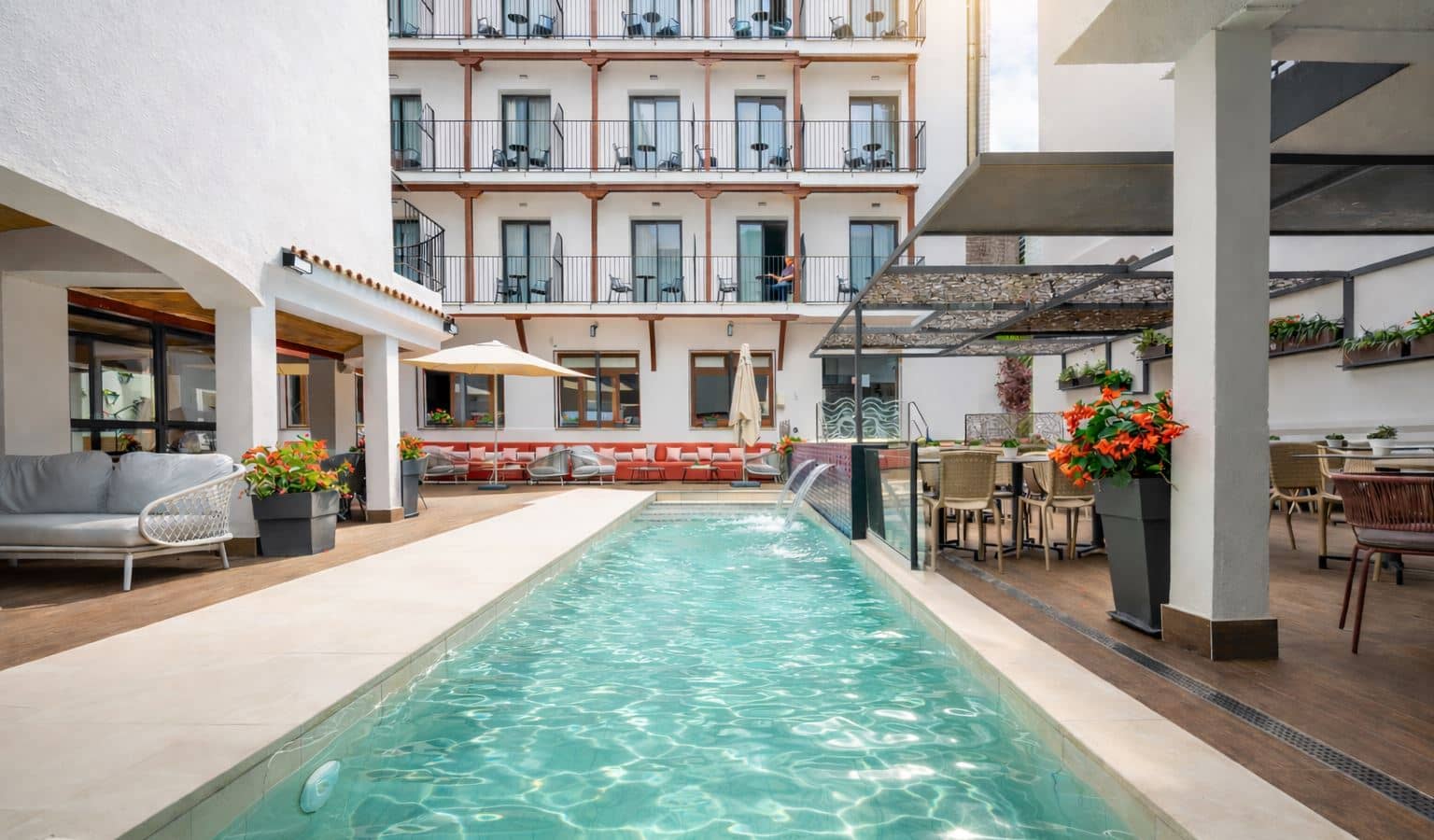 pools-outdoor-pool
