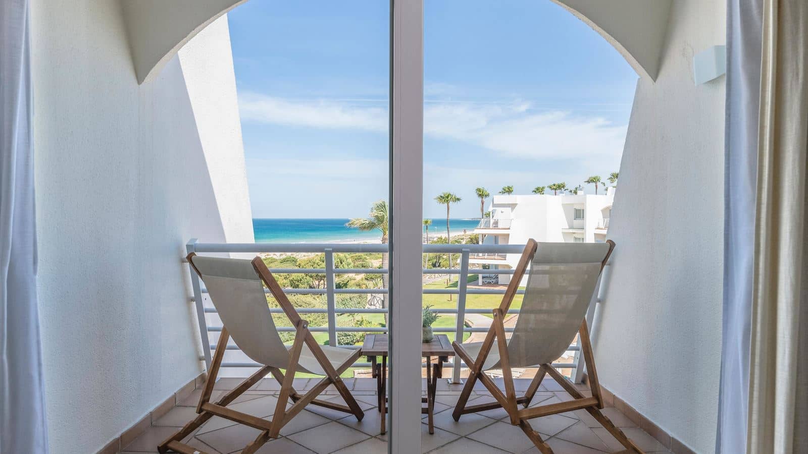 rooms-double-sea-view-balcony-or-terrace