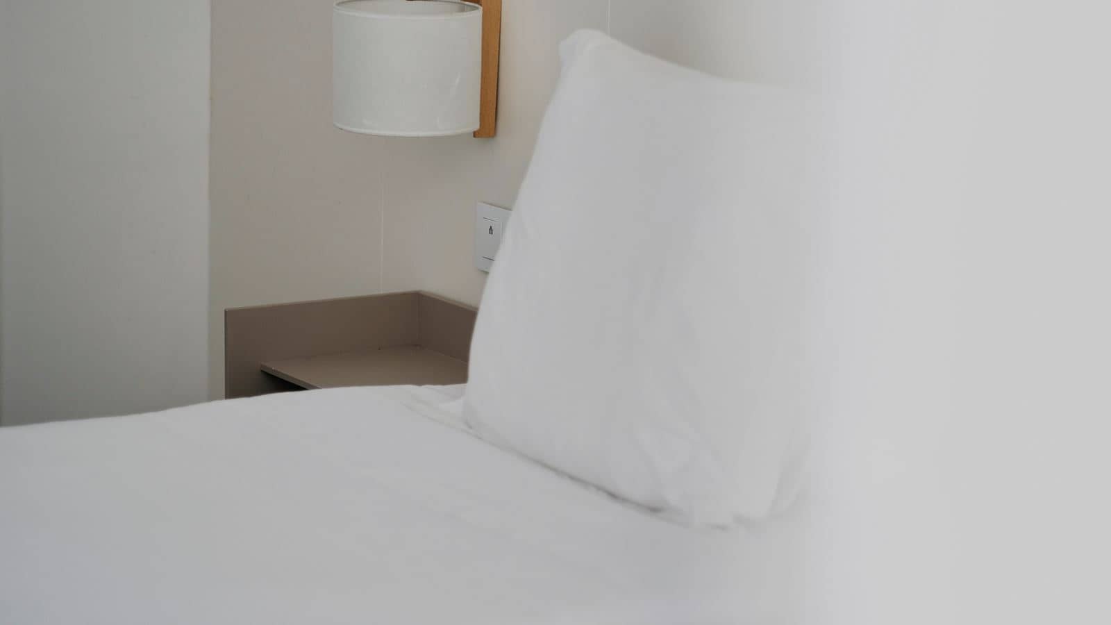 rooms-apartment-standard-1-bedroom-balcony-or-terrace-a4b