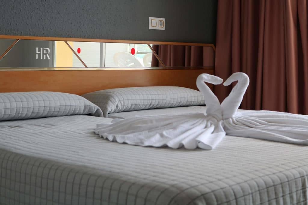 rooms-double-room