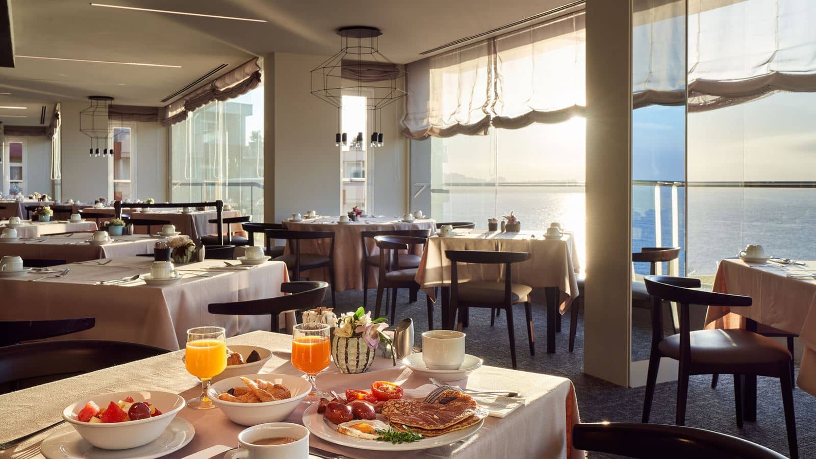 restaurants-main-restaurant