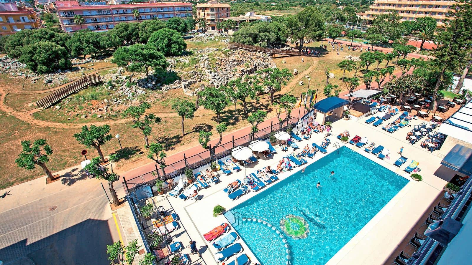 pools-outdoor-pool