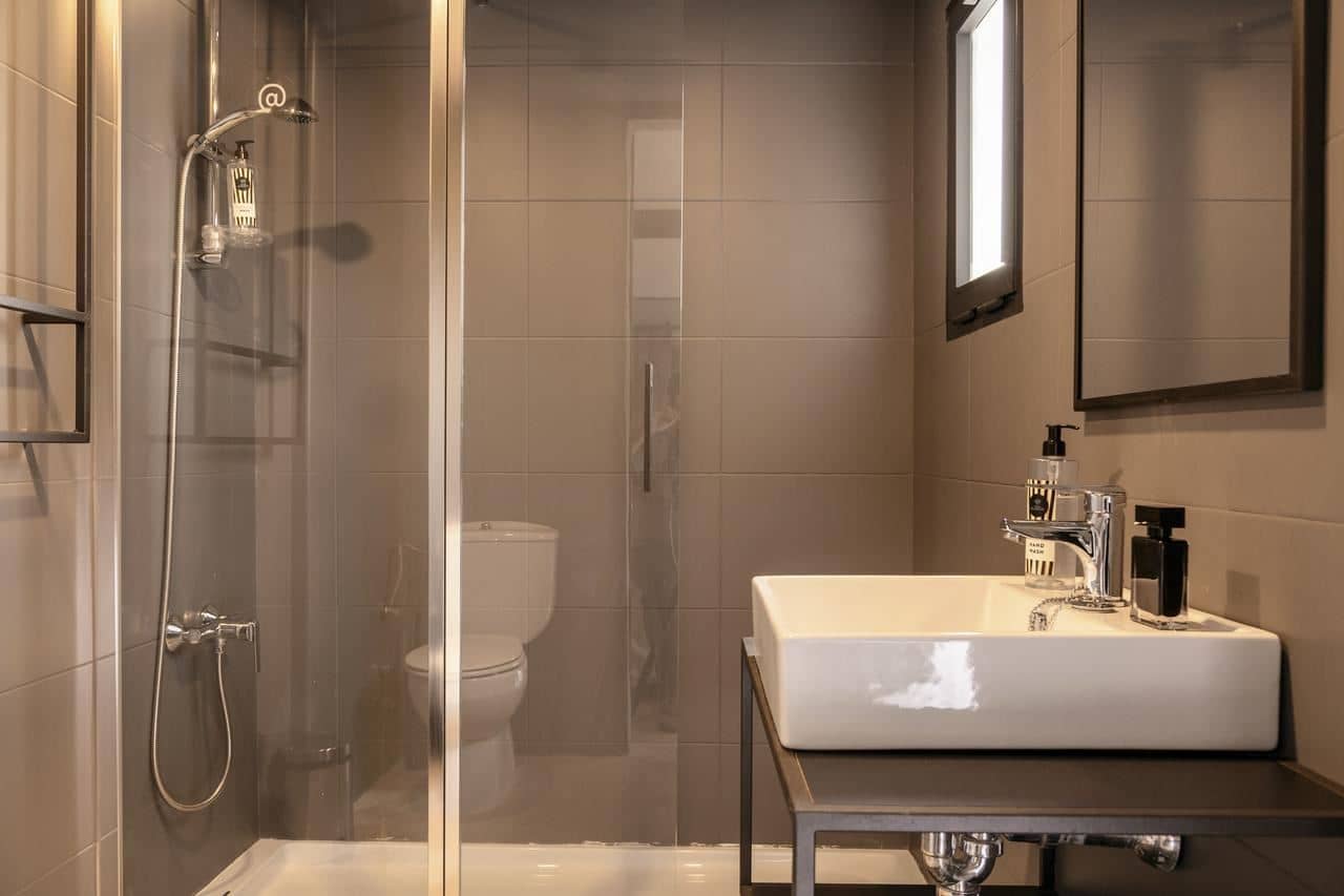 rooms-room-twin-landview