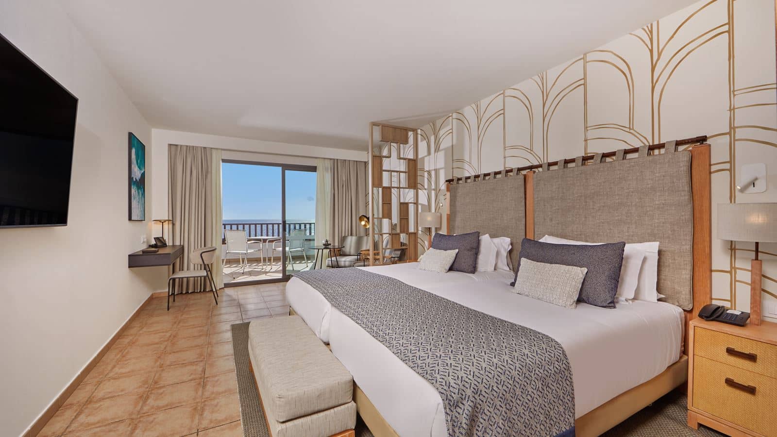 rooms-junior-suite-ocean-view-preferred-club-balcony-or-terrace