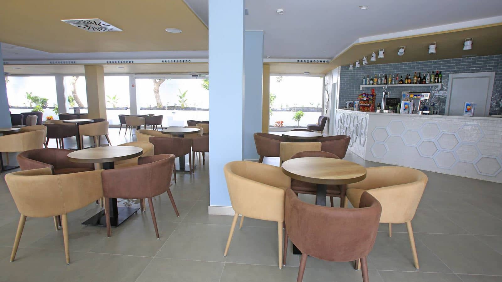 bars-rock-bar