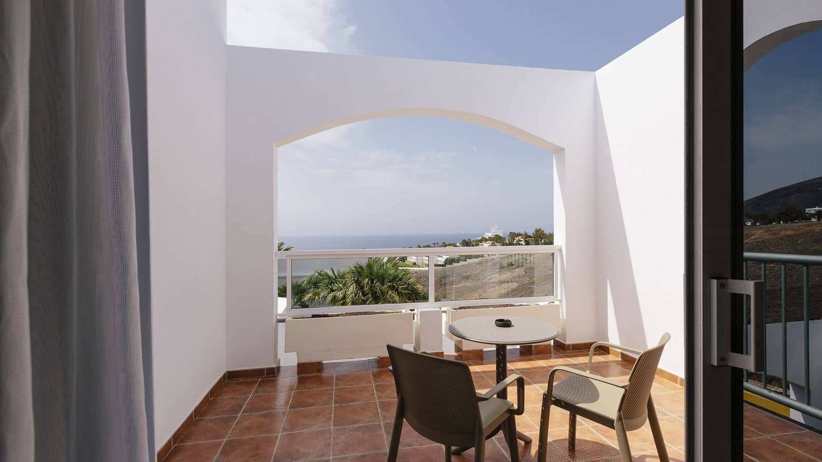 rooms-double-sea-view-balconyterrace