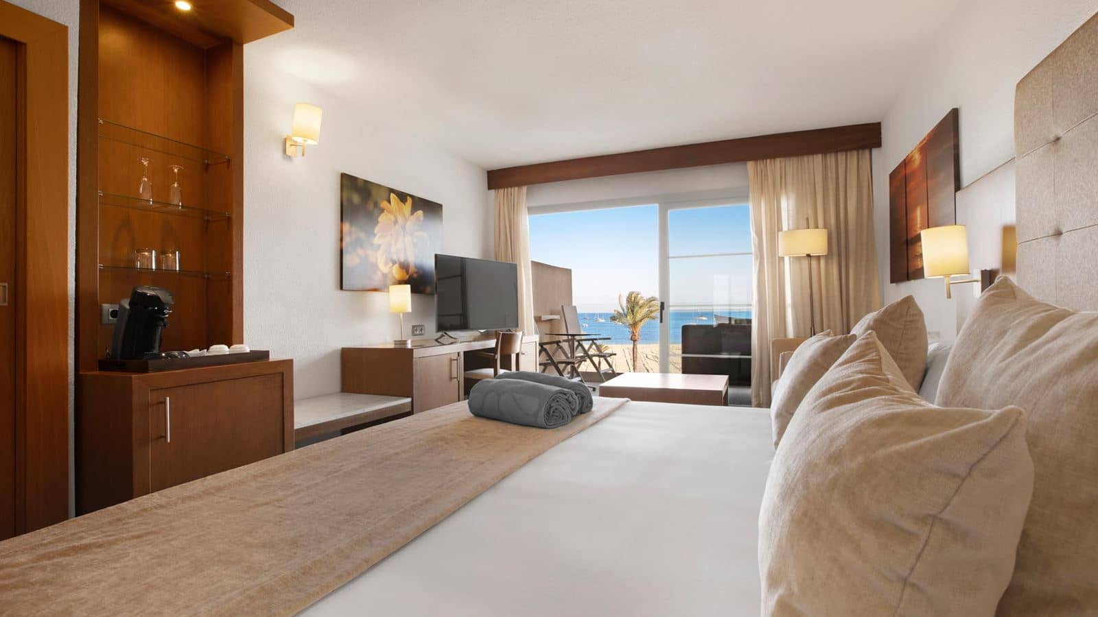rooms-double-superior-sea-view-selection-club