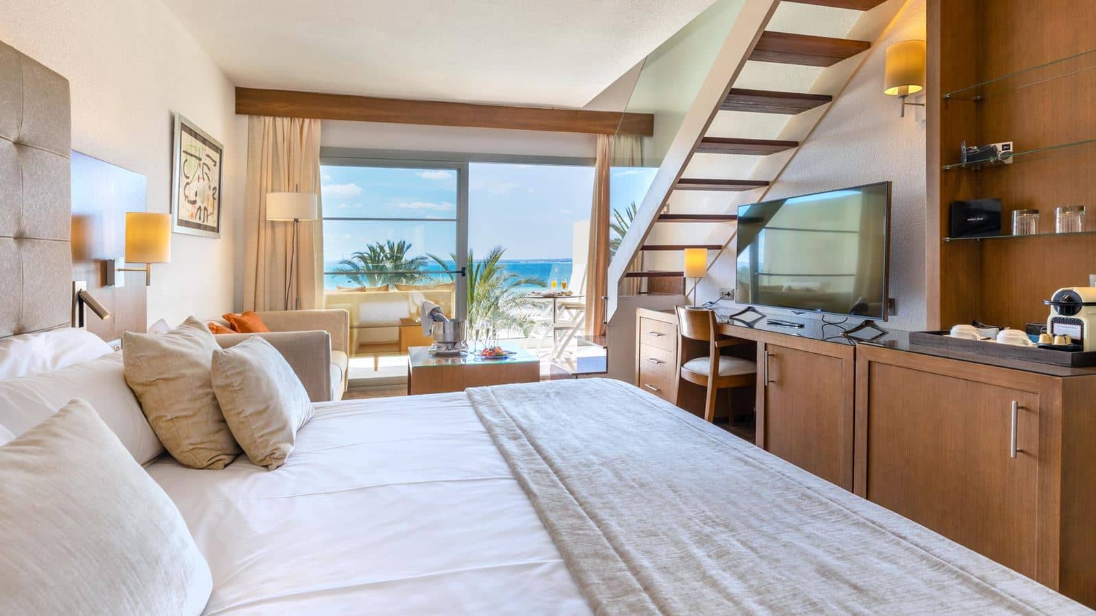 rooms-double-royal-terrace-roof-top-selection-club-balcony-and-terrace