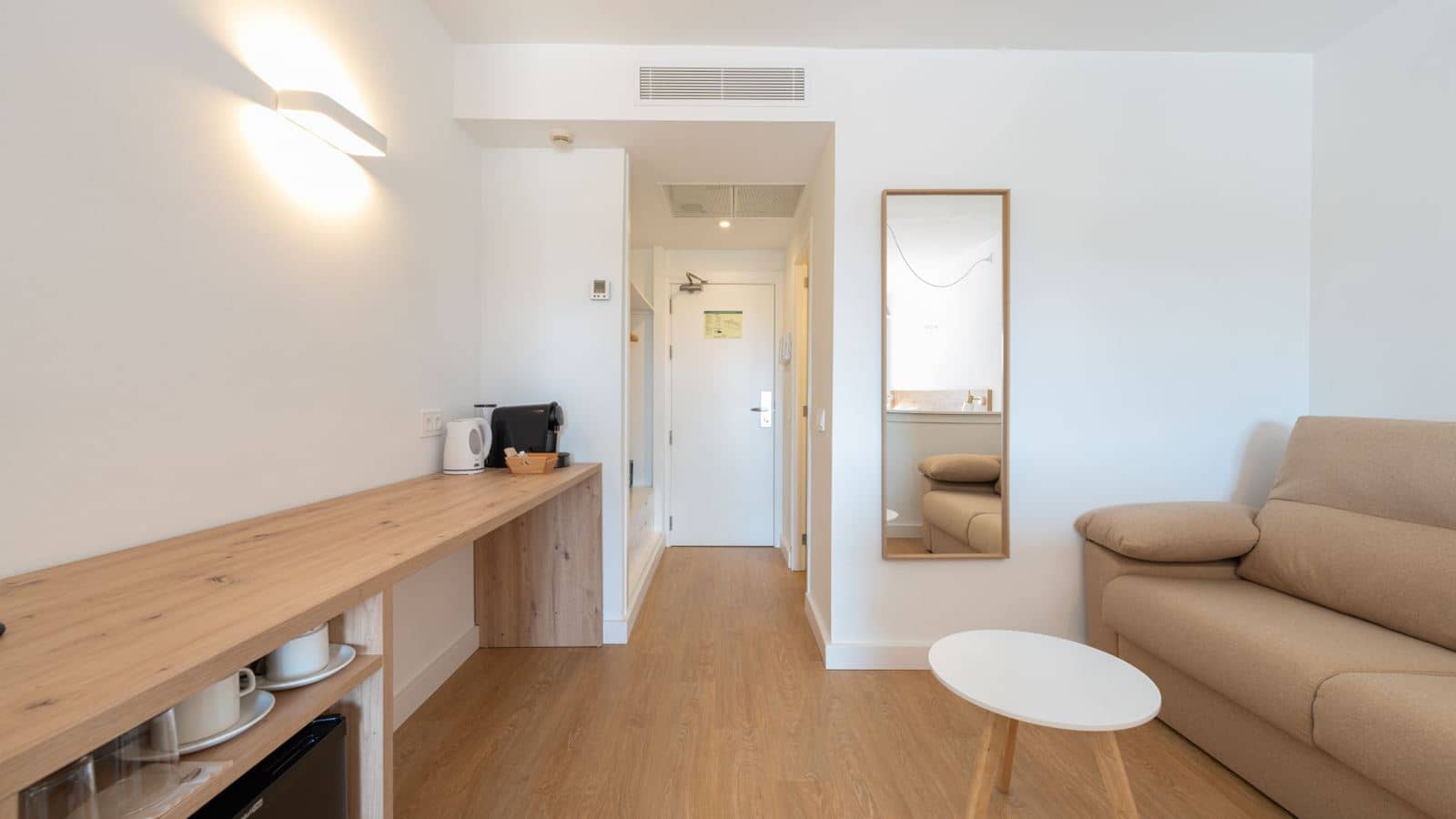 rooms-junior-suite--balcony-or-terrace